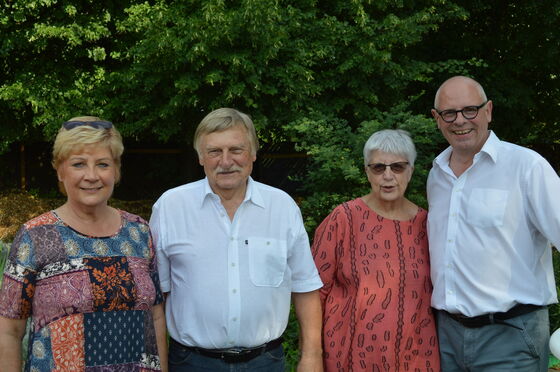 Ehemalige Stadträte Karin Steffan, Helmut Wetzel, Marianne Bade und Stadtrat Bernhard Boll.
