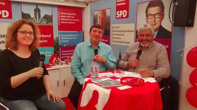 Sabine Leber-Hoischen, Holger Keck, Gerhard Kleinböck, MdL und Andrea Schröder-Ritzrau (nicht auf dem Foto)
